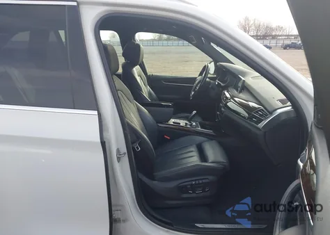 2017 BMW X5 xDrive35I z USA, uszkodzony, nr VIN 5UXKR0C37H0X81419